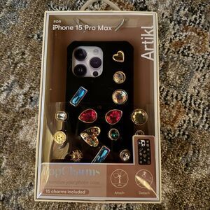 Artikl PopCharms Phone Case for iPhone 15 Pro Max Black Case 15 Gold Charms New